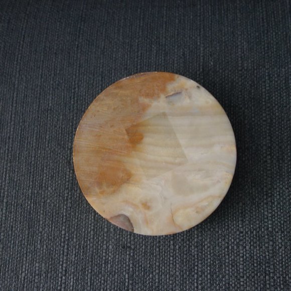 Nice Ash Tray - Picture 3 of 9